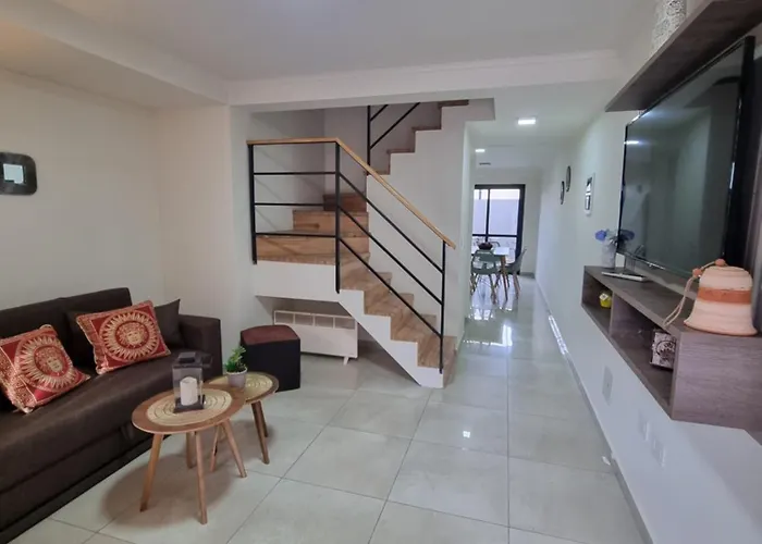 Depto Triplex Frente El Lago