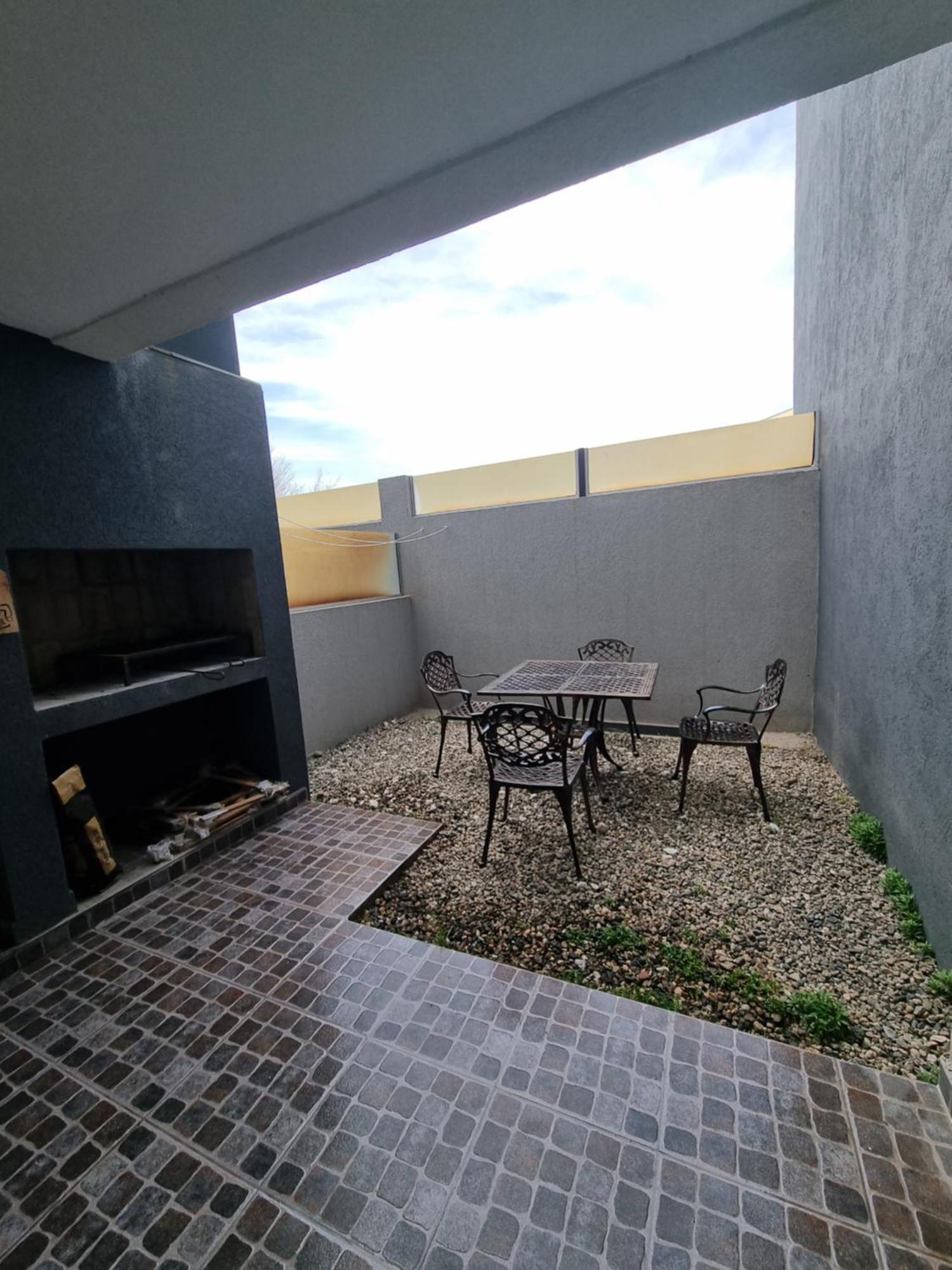 Depto Triplex Frente El Apartamento *